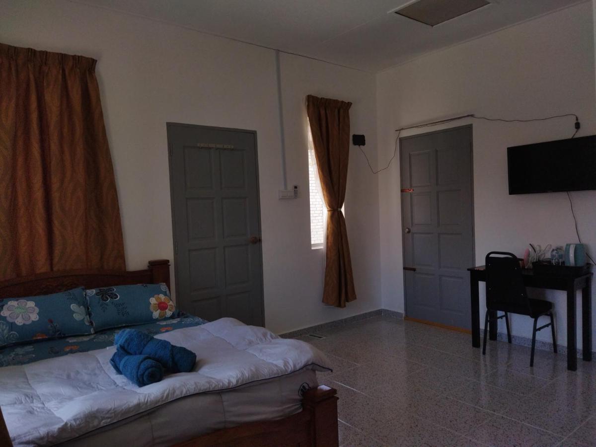 Room Stay Tok Wan 2 Kampung Kuala Besut Ngoại thất bức ảnh