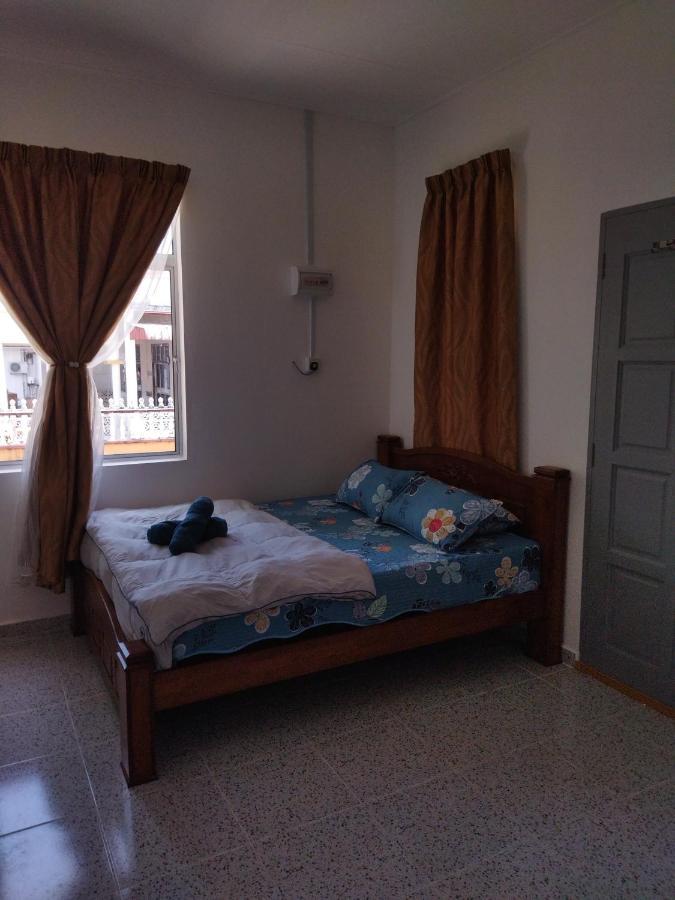 Room Stay Tok Wan 2 Kampung Kuala Besut Ngoại thất bức ảnh